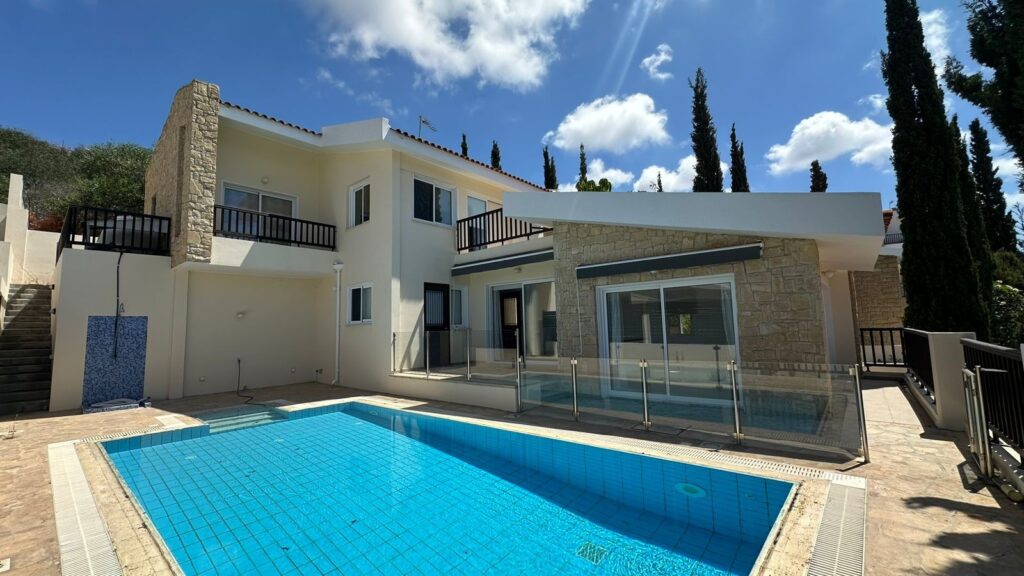 Images of 4-bedroom Detached Villa, Chloraka, Paphos, Cyprus