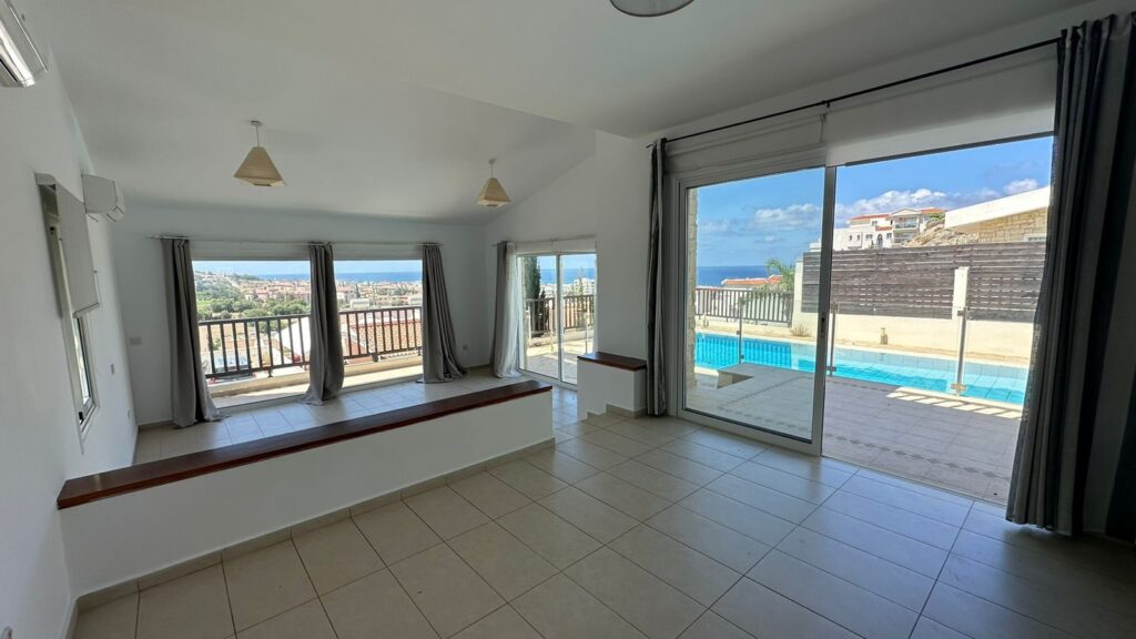 Images of 4-bedroom Detached Villa, Chloraka, Paphos, Cyprus